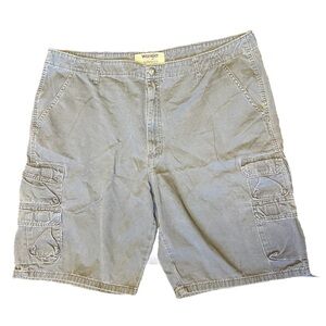 Wrangler Authentics Men’s Cargo Shorts Size 42, Gray